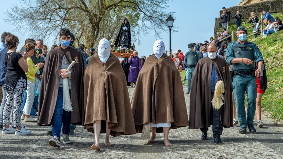 Picaos by Christian Kieffer (Group 6)